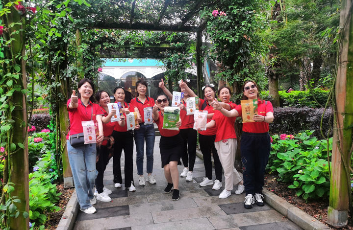 员工福利�?hy3380cc海洋之神公�?022年度优良员工“乐游天府，魅力四川”之旅圆满收�?3.jpg